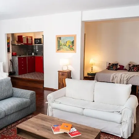 Habitat Apartment *
